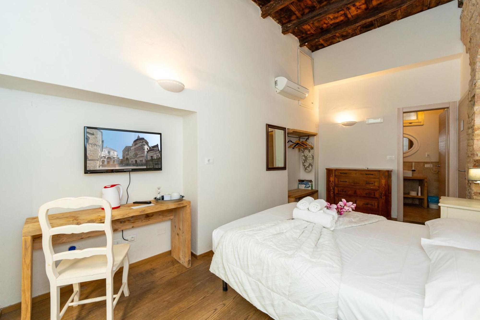 Mille E Notte Casa de hóspedes *
